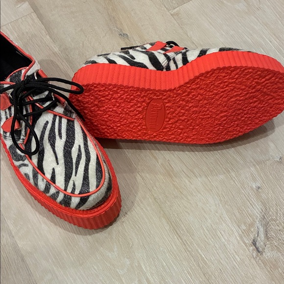 Demonia Zebra Print Creepers with Hot Pink Soles - Picture 4 of 6